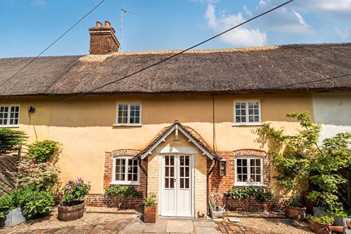 2 Bedroom Cottage For Sale In Manswood, Wimborne, BH21