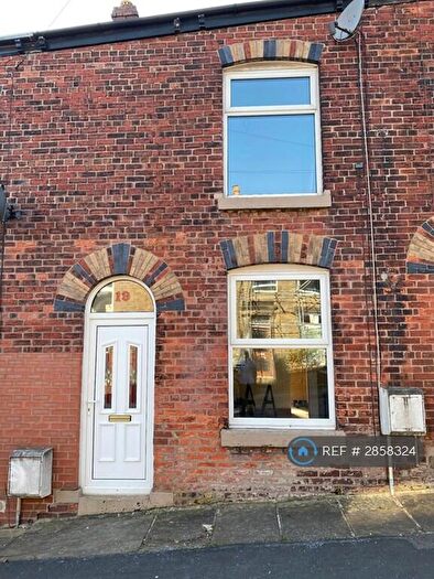 2 Bedroom Terraced House To Rent In Eaves Knoll Road, High Peak, SK22