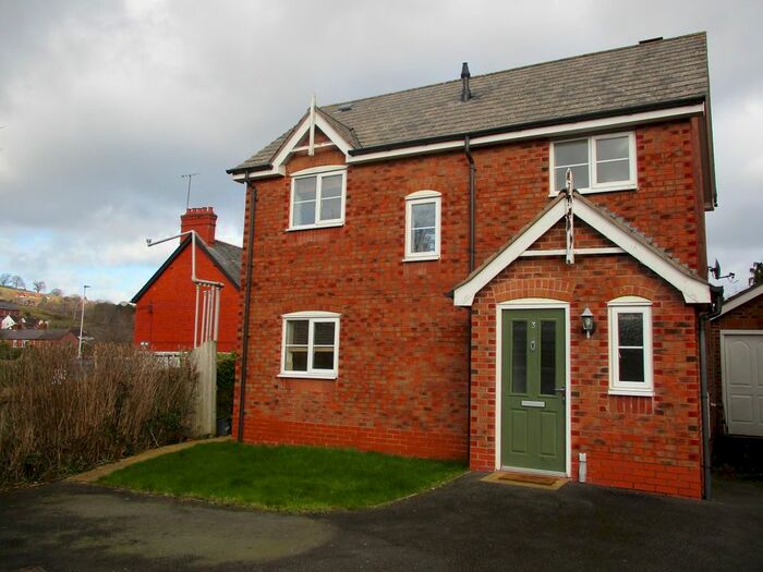 3 Bedroom Detached House To Rent In Heulwen Way, Welshpool, SY21