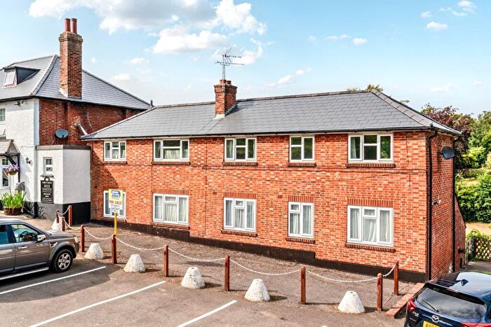3 Bedroom Maisonette For Sale In Red Hill, Wateringbury, Maidstone, ME18