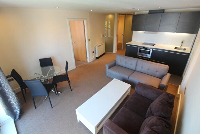 2 Bedroom Apartment To Rent In North West, Talbot Street, Nottingham, NG1
