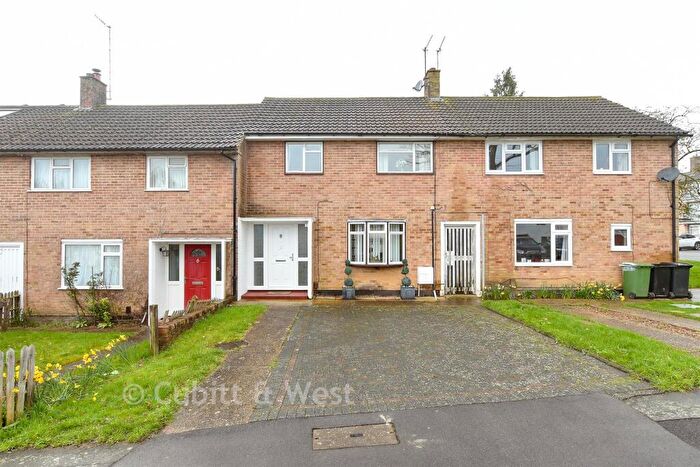 3 Bedroom Terraced House For Sale In Stubs Hill, Dorking, Surrey, RH4