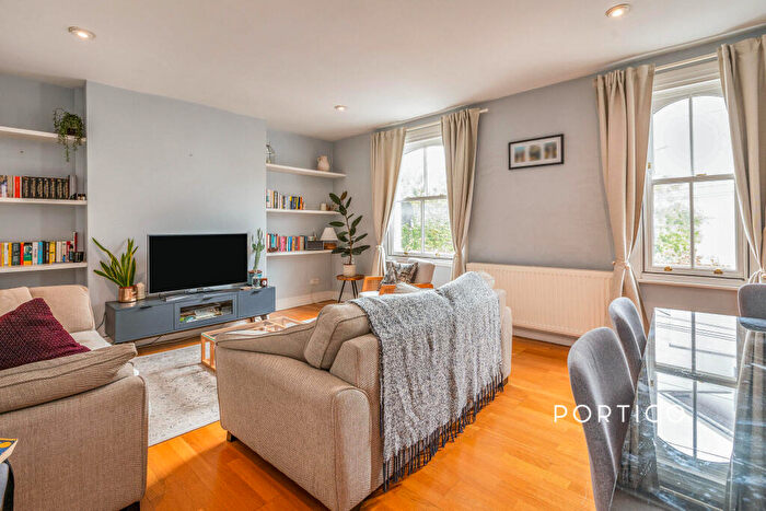 2 Bedroom Flat To Rent In Chillingworth Road, N7