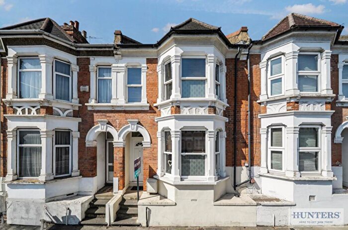 3 Bedroom Terraced House For Sale In Wickham Lane, Abbey Wood, SE2