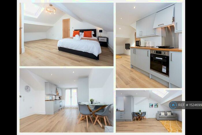 1 Bedroom Flat To Rent In Longley Road, Worsley, Manchester, M28