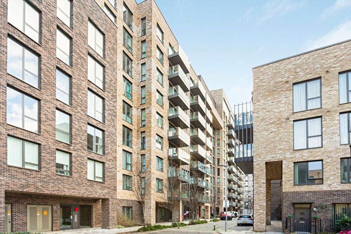 1 Bedroom Flat To Rent In Madeira Street, Poplar, E14