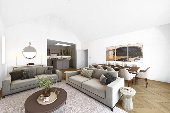 4 Bedroom Bungalow For Sale In Moulsham Green View, Moulsham Thrift, Chelmsford, CM2