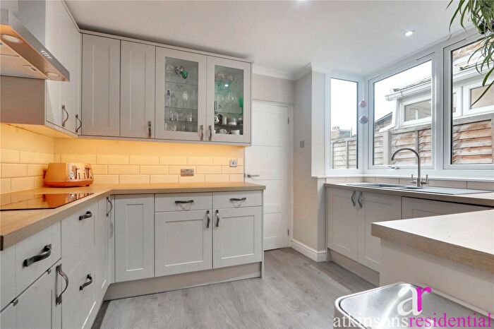 3 Bedroom Terraced House For Sale In Burlington Road, Enfield, Middlesex, EN2