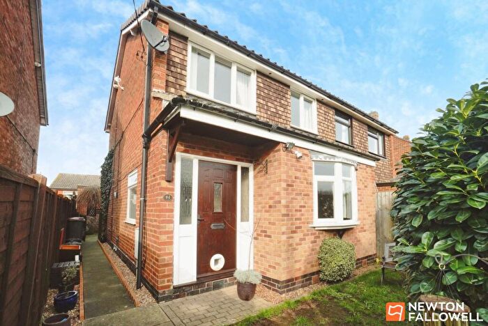 3 Bedroom Semi Detached House For Sale In Sandhills Close, Belton, LE12