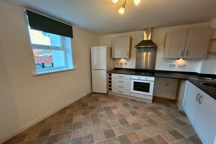 2 Bedroom Flat To Rent In Oakcliffe Road, Manchester, M23