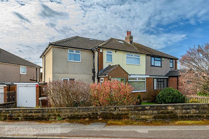 4 Bedroom Semi-Detached House For Sale In Deer Croft Crescent, Salendine Nook, Huddersfield, West Yorkshire, HD3