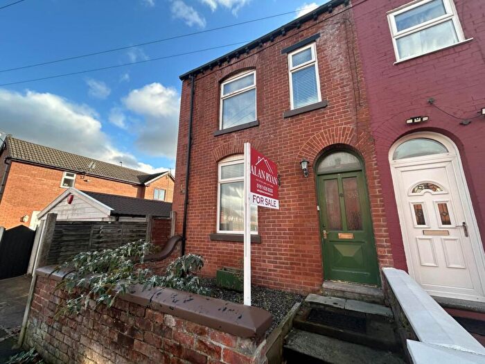 3 Bedroom End Of Terrace House For Sale In George Street, Chadderton, OL9