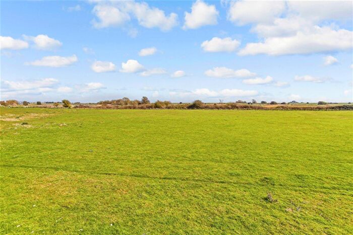 3 Bedroom Detached House For Sale In Dymchurch Road, New Romney, Kent, TN28