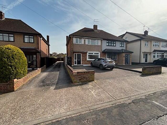 3 Bedroom Semi-Detached House To Rent In Gillian Crescent, Romford, RM2