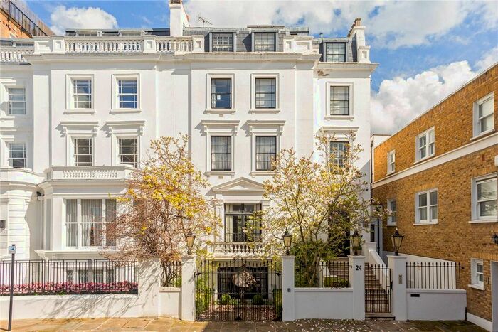 7 Bedroom End Of Terrace House To Rent In Hyde Park Gate, Kensington, London, SW7
