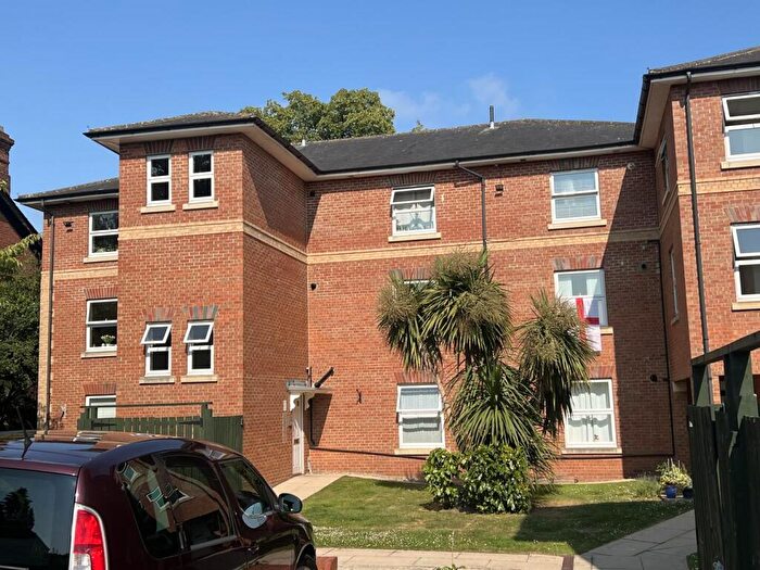 2 Bedroom Apartment For Sale In Uplands Road, Darlington, DL3