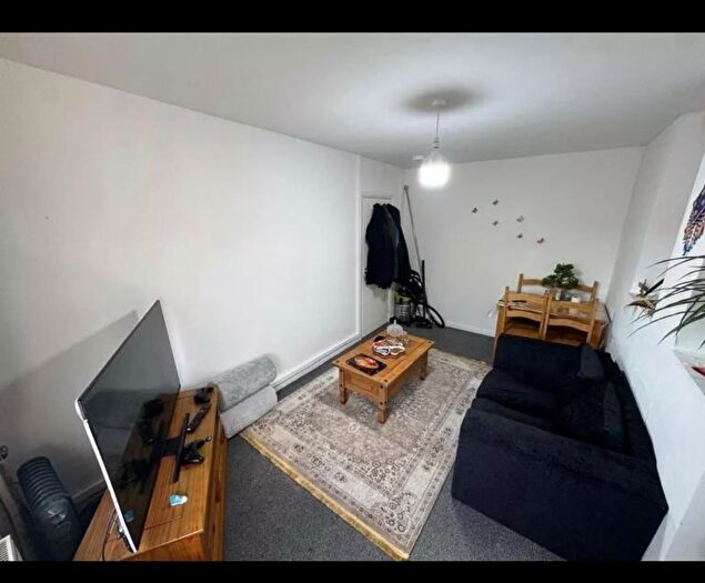 1 Bedroom Flat To Rent In Harborne Lane, Birmingham, B17