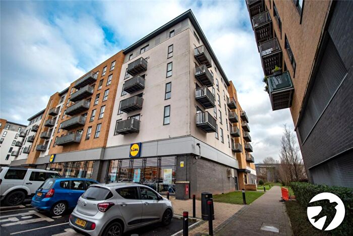 2 Bedroom Flat For Sale In Clydesdale Way, Belvedere, DA17