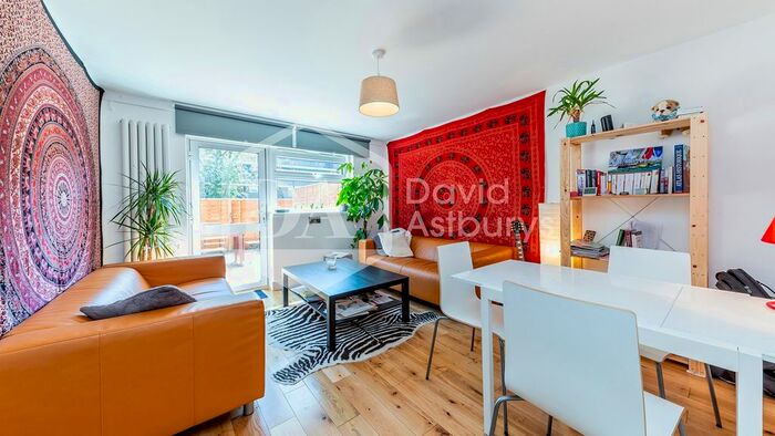 4 Bedroom Maisonette To Rent In Hungerford Road, Islington, London, N7