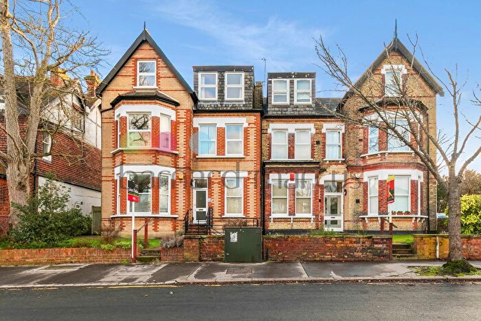 2 Bedroom Flat To Rent In Birdhurst Rise, South Croydon, CR2