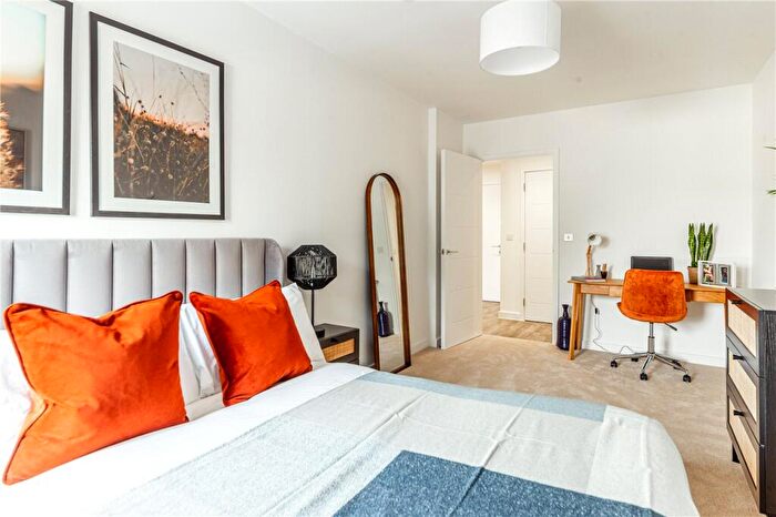 2 Bedroom Apartment For Sale In Vista House, Hatfield Rise, Hatfield, Hatfield, AL10