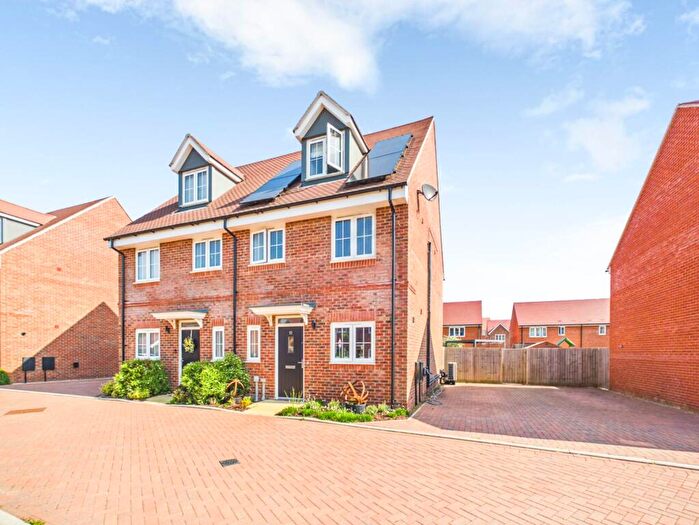 3 Bedroom Semi-Detached House For Sale In Bodge Piece, Weston Turville, HP22