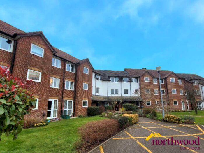 2 Bedroom Retirement Property To Rent In Bellbanks Road, Hailsham, BN27