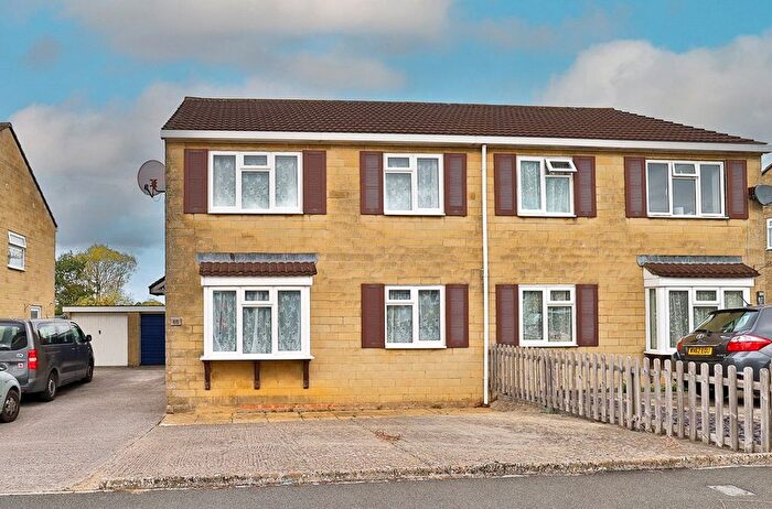 4 Bedroom Semi-Detached House For Sale In Styles Close, Frome, Somerset, BA11