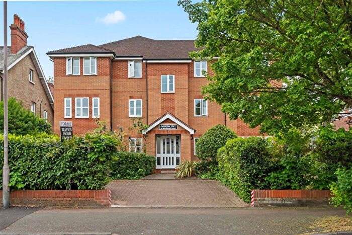 2 Bedroom Flat For Sale In Overton Toft, Mulgrave Road, South Sutton, SM2