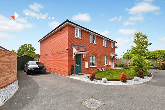 3 Bedroom Semi-Detached House For Sale In Woodpecker Way, Kirby Cross, CO13