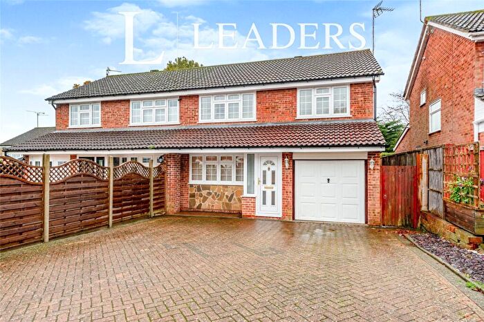 3 Bedroom Semi-Detached House To Rent In Cissbury Hill, RH11