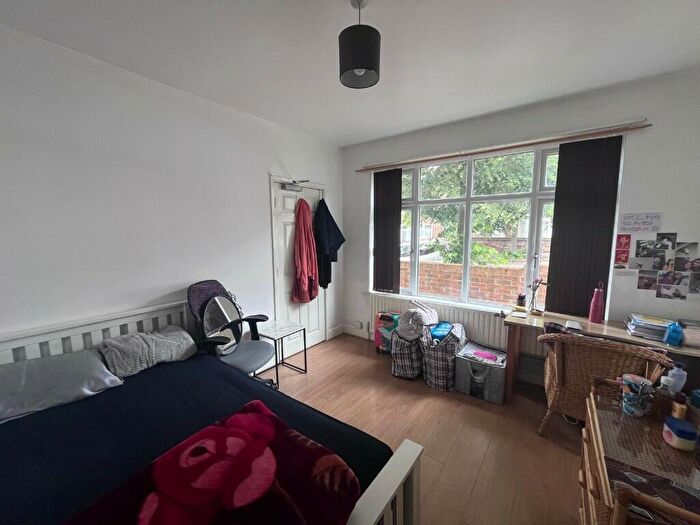 4 Bedroom Detached House To Rent In Allington Avenue, Nottingham, Nottinghamshire, NG7