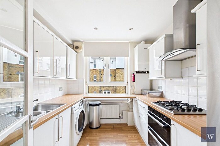 2 Bedroom Flat To Rent In Brixton Hill, London, SW2