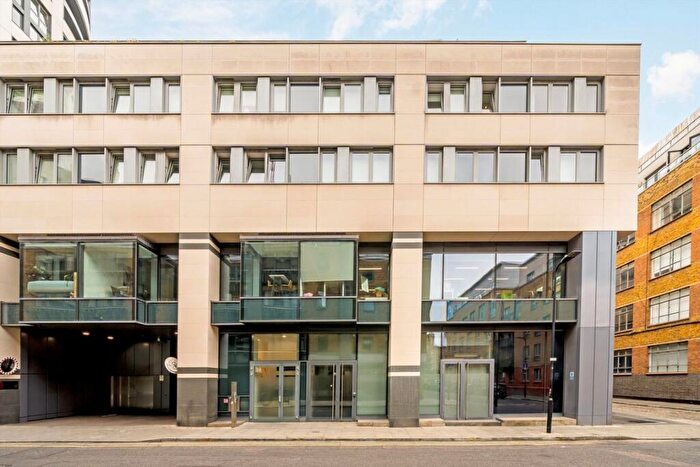 2 Bedroom Flat To Rent In Britannia Walk, Shoreditch, N1