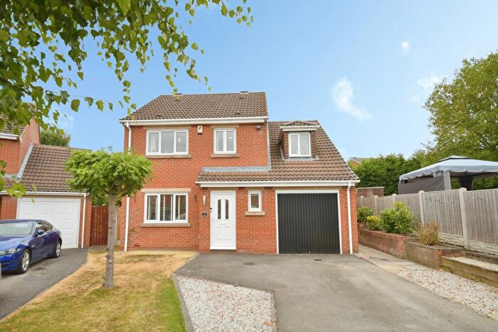 4 Bedroom Detached House For Sale In Barry Road, Brimington, Chesterfield, Derbyshire, S43