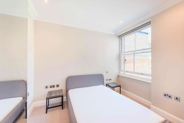 1 Bedroom Flat To Rent In Rosary Gardens, South Kensington, London, SW7