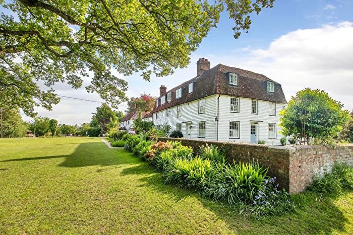 4 Bedroom Semi-Detached House For Sale In Matfield, On The Green, TN12