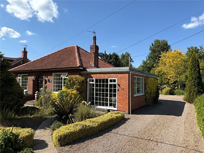 3 Bedroom Bungalow For Sale In Temple Lane, Copmanthorpe, York, North Yorkshire, YO23