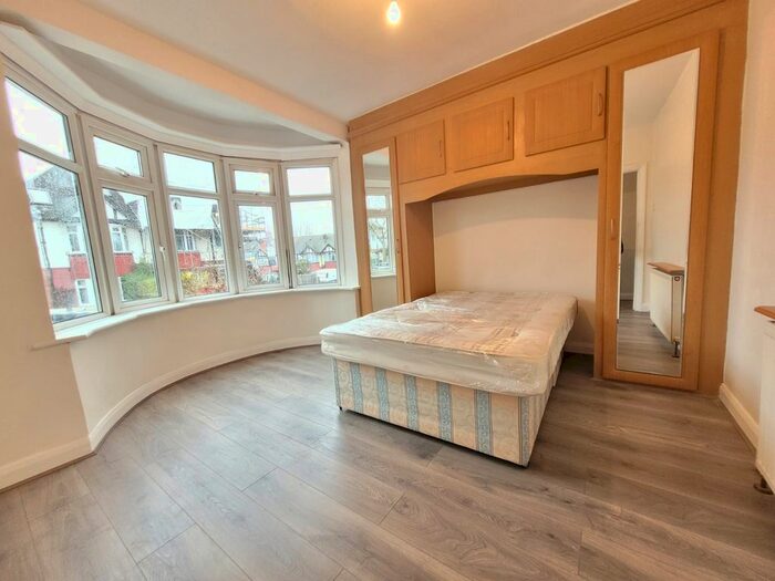 1 Bedroom Flat To Rent In Westview Close, London, NW10