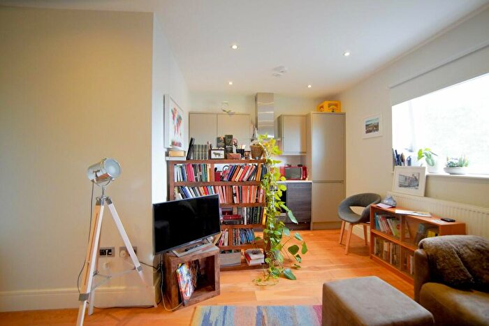 1 Bedroom Flat To Rent In Kenham House, Wilder Street, St Pauls, BS2