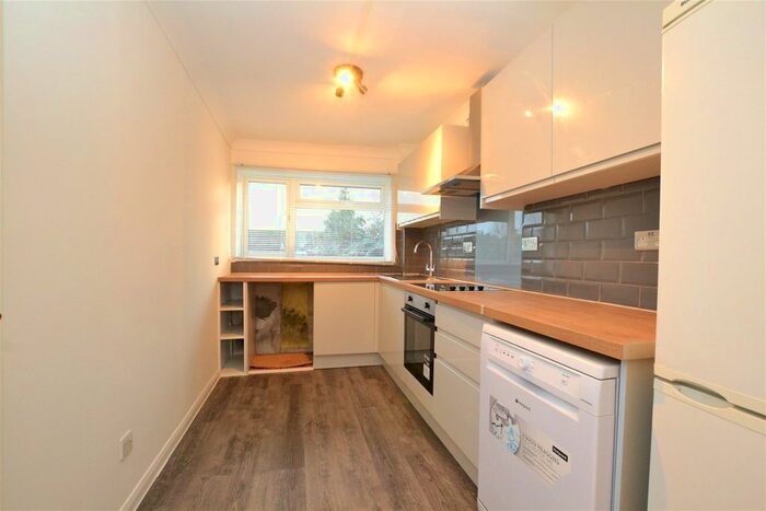 1 Bedroom Flat To Rent In Spencer Road, Osterley, Isleworth, TW7