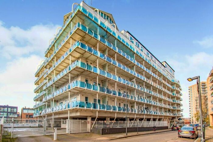 2 Bedroom Flat To Rent In Lyon Road, Harrow-On-The-Hill, Harrow, HA1