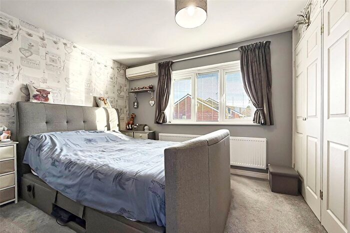 2 Bedroom Terraced House For Sale In Linnet Close, Littlehampton, West Sussex, BN17
