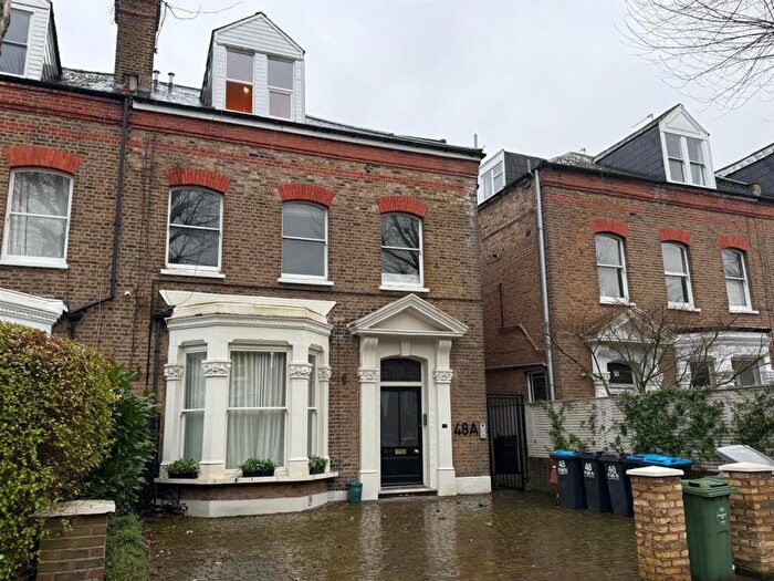 2 Bedroom House To Rent In Brondesbury Road, Queens Park, NW6