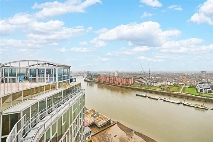 1 Bedroom Flat To Rent In Lombard Road, SW11