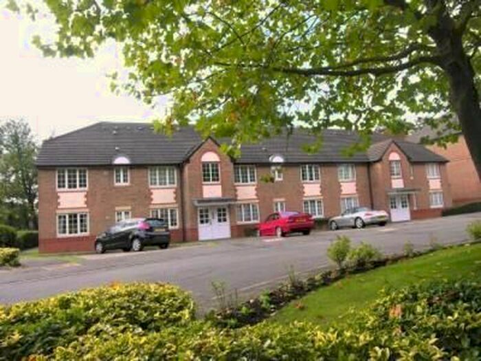 1 Bedroom Flat To Rent In Mylne House, Winchmore Hill, Enfield, N21