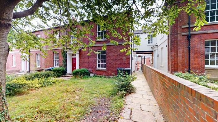 5 Bedroom End Of Terrace House To Rent In Glossop Road, Broomhall, Sheffield, S10