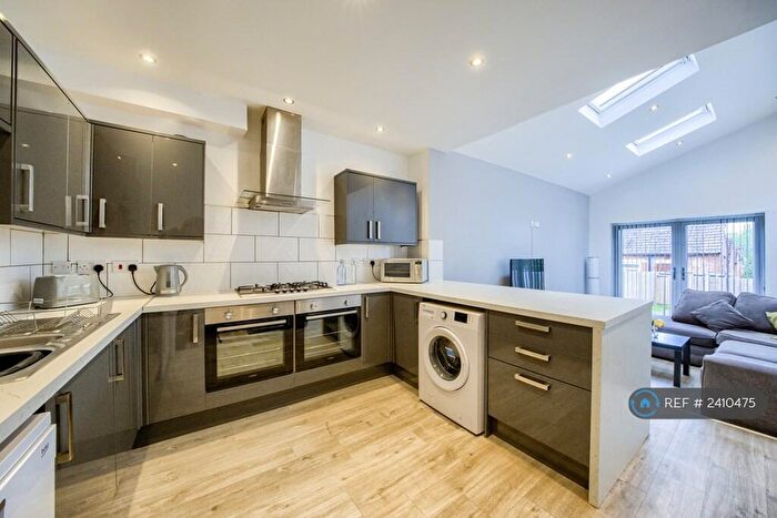 5 Bedroom Terraced House To Rent In Terry Road, Coventry, CV1