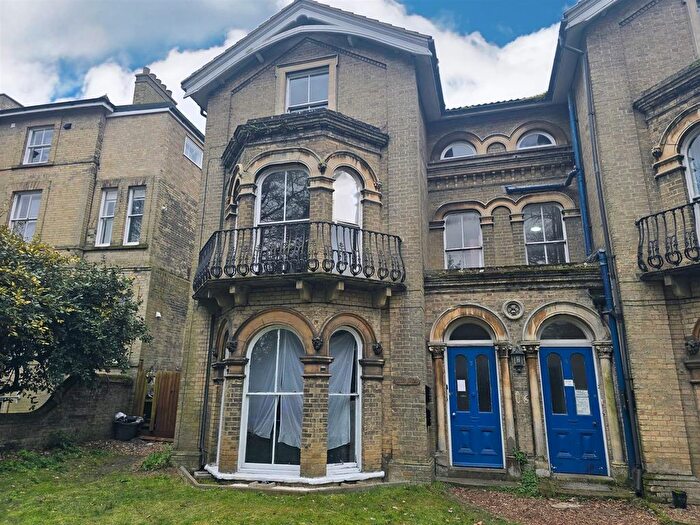 1 Bedroom Flat To Rent In Yarmouth Road, Lowestoft, NR32