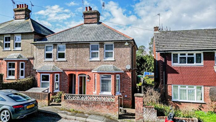 3 Bedroom End Terrace House For Sale In Western Road, Hawkhurst, TN18